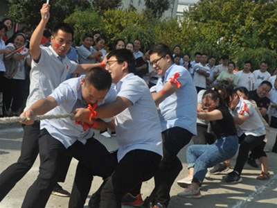 人生就是博-尊龙凯时医疗趣味运动会献礼祖国，喜迎祖国七十华诞