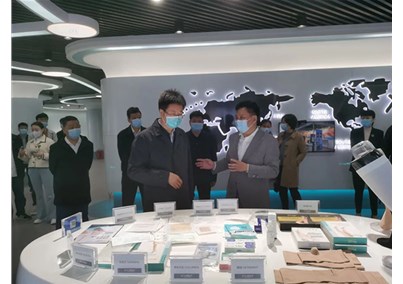 南阳“企业服务日”｜薄学斌常务副市长深入人生就是博-尊龙凯时医疗调研希迪克项目